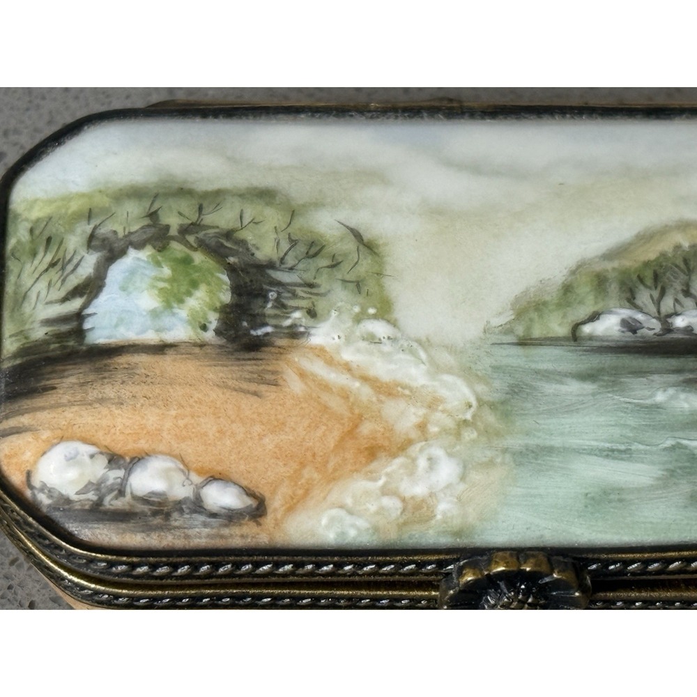 VTG Limoges France Snuff  Trinket Pill Box Peint Main SIGNED LIMITED Edition - Picture 14 of 16